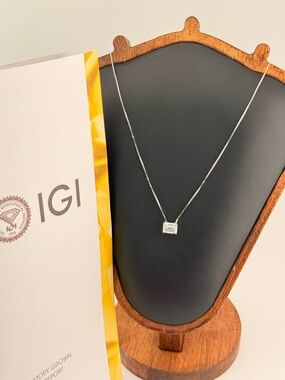 1.86 CT Emerald Cut Lab Diamond Necklace 14k White Gold IGI D VVS2 Certified